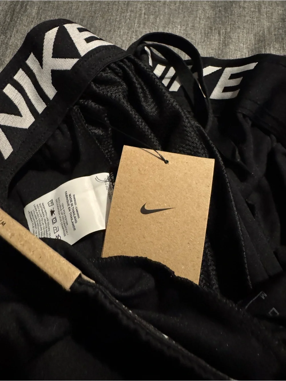 Nike Totality Black Athletic Track Pants with White Swoosh Size Medium